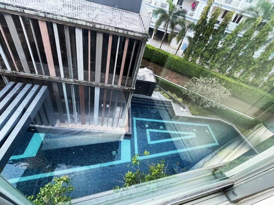 Apartment Kathu - Luxury Pool & Gym